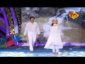 Eka Peksha Ek Apsara Aali Grand Finale May 01 '11 - Mrinmayee Deshpande & Bhushan Pradhan