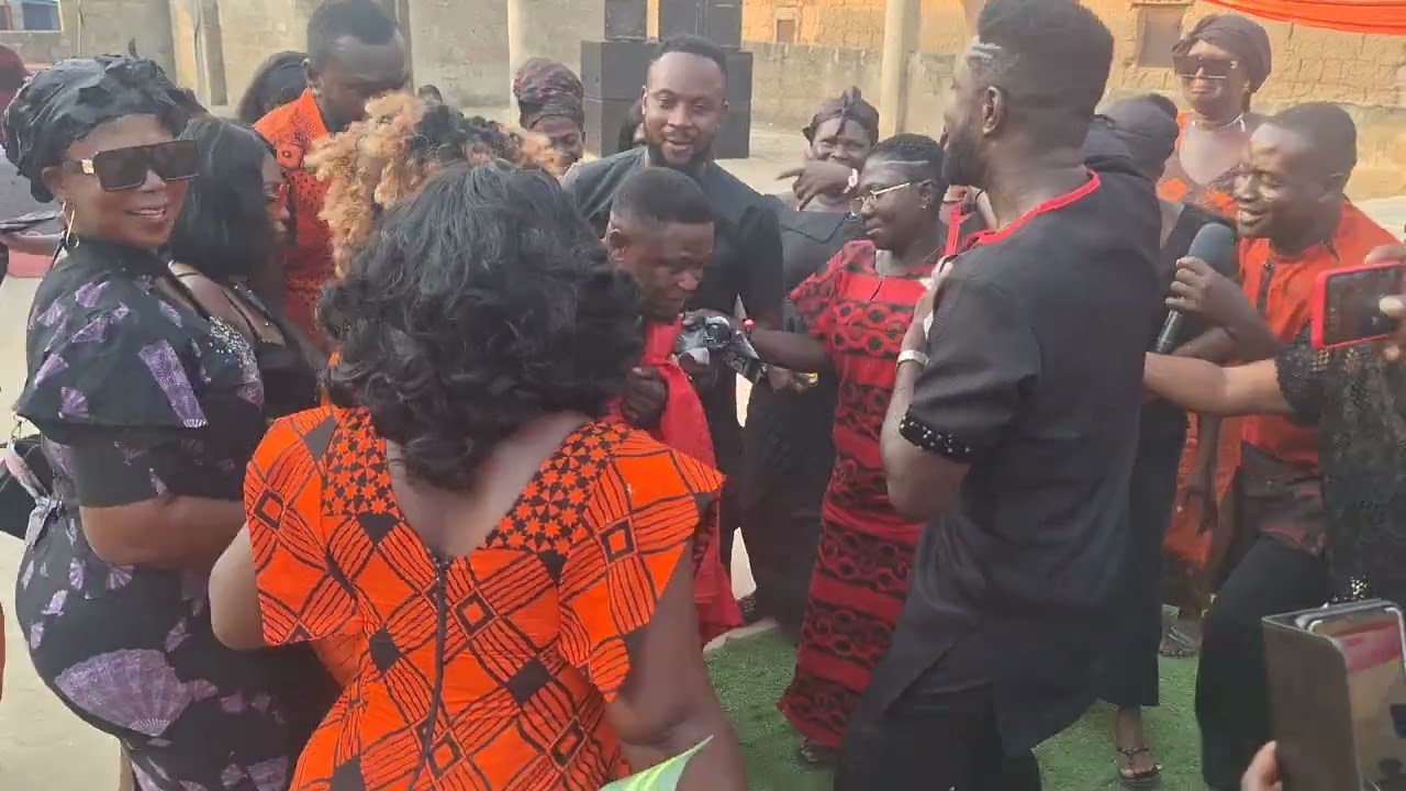 Boat inlaw funeral at Bekwai kokotoro