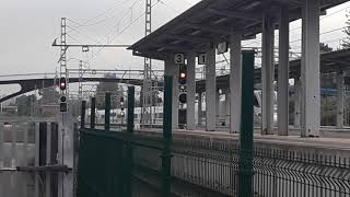 Salida de un Alvia Gijón a Calzada de Asturias