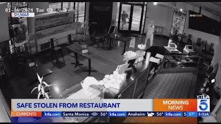 Thieves break glass door, steal safe from family-owned restaurant: video