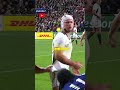 Watch how the referees deal with this…#rugby