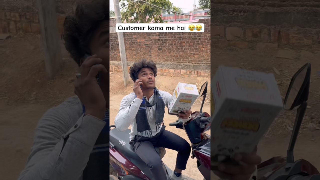 Customer koma me hai 😂😂 