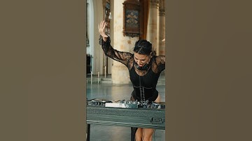 New Mix by Zinna, recorded live at Grote of Sint-Jacobskerk, Netherlands #techno #djane