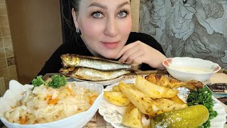 картинка: МУКБАНГ КОПЧЁНАЯ РЫБКА, КАРТОШКА, КАПУСТА🔥ОТВЕТЫ НА КОМЕНТЫ/ФРИКИ УДИВЛЯЮТ😱