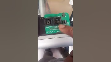 2004 Jeep Cherokee SKIM module PIN code read on bench all Key lost Windsor Ontario Canada