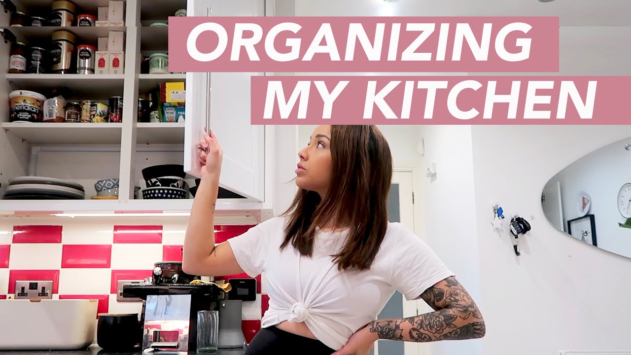 Organizing my kitchen & Baking brownies | Vlog Ad
