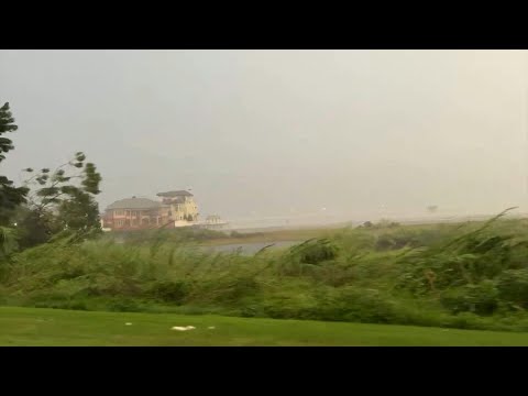 Rough surf along Florida shoreline as Hurricane Isaias approaches | AFP