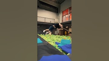 OLD TWISTED #acrobatics #motivation #gymnast #parkour #flips #extreme #freerun #fly #stretching