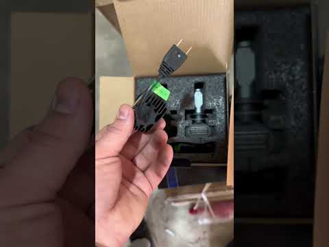 Комплект LED ламп HeadLight S1 H7 6000K 4500lm із радіатором 55W+10%, відео 1