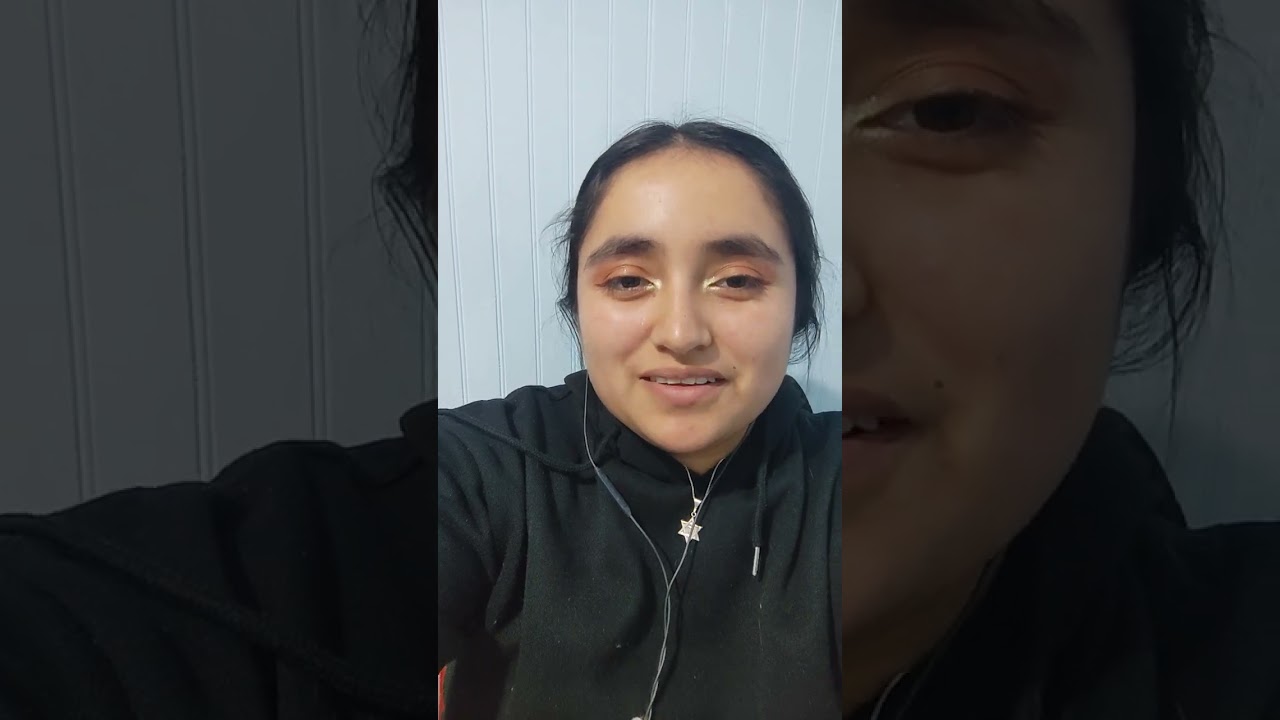 Interrupted actions: past simple and continuous.