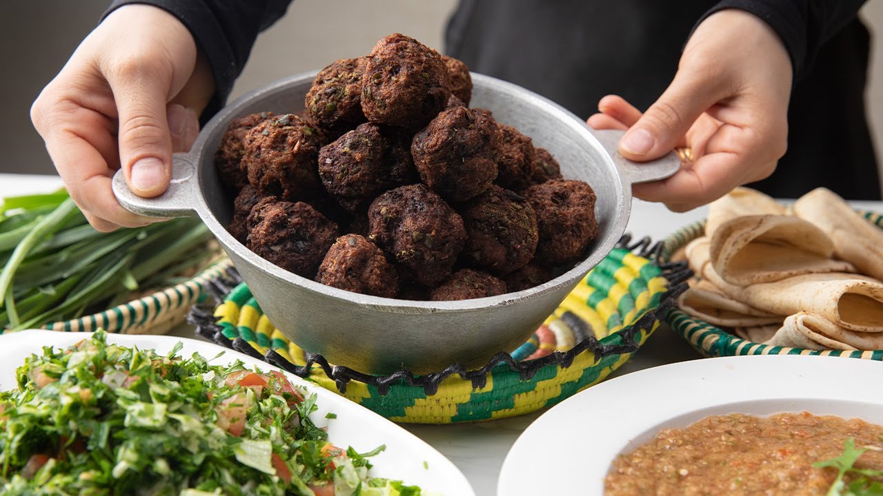 هذه هي طريقه الكباب الصنعاني اليمني بكل تفاصيله و ب الطريقه التقليدية