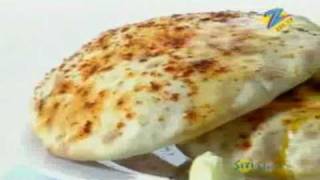 Khana Khazana - Cooking Show - Paneer Kulcha - Recipe by Sanjeev Kapoor - Zee TV screenshot 4