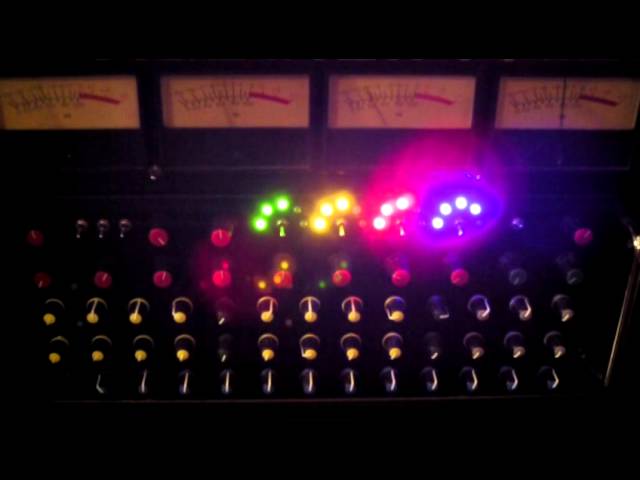 YouTube에서 BeniDub: Re-Conquering Lion early 2000 dubplate mix for King David Warriors Sound System 보기 YouTube에서 BeniDub: Re-Conquering Lion early 2000 dubplate mix for King David Warriors Sound System 보기