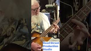 Try it this way #sweetwater #bass #ampeg #guitar #mxr #epiphone #fuzz #bassfuzz