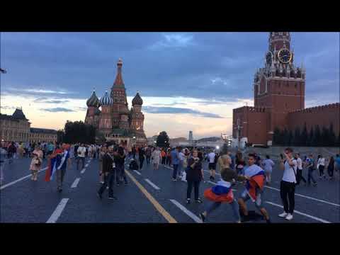 Смотреть клип Акробатический рок-н-ролл на Красной площади. Acrobatic rock-n-roll on the Red square онлайн бесплатно в качестве Смотреть клип Акробатический рок-н-ролл на Красной площади. Acrobatic rock-n-roll on the Red square онлайн бесплатно в качестве
