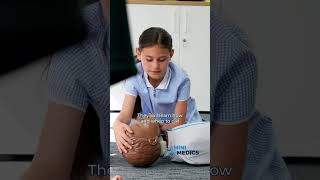 Empower children with lifesaving first aid skills! 🏥
