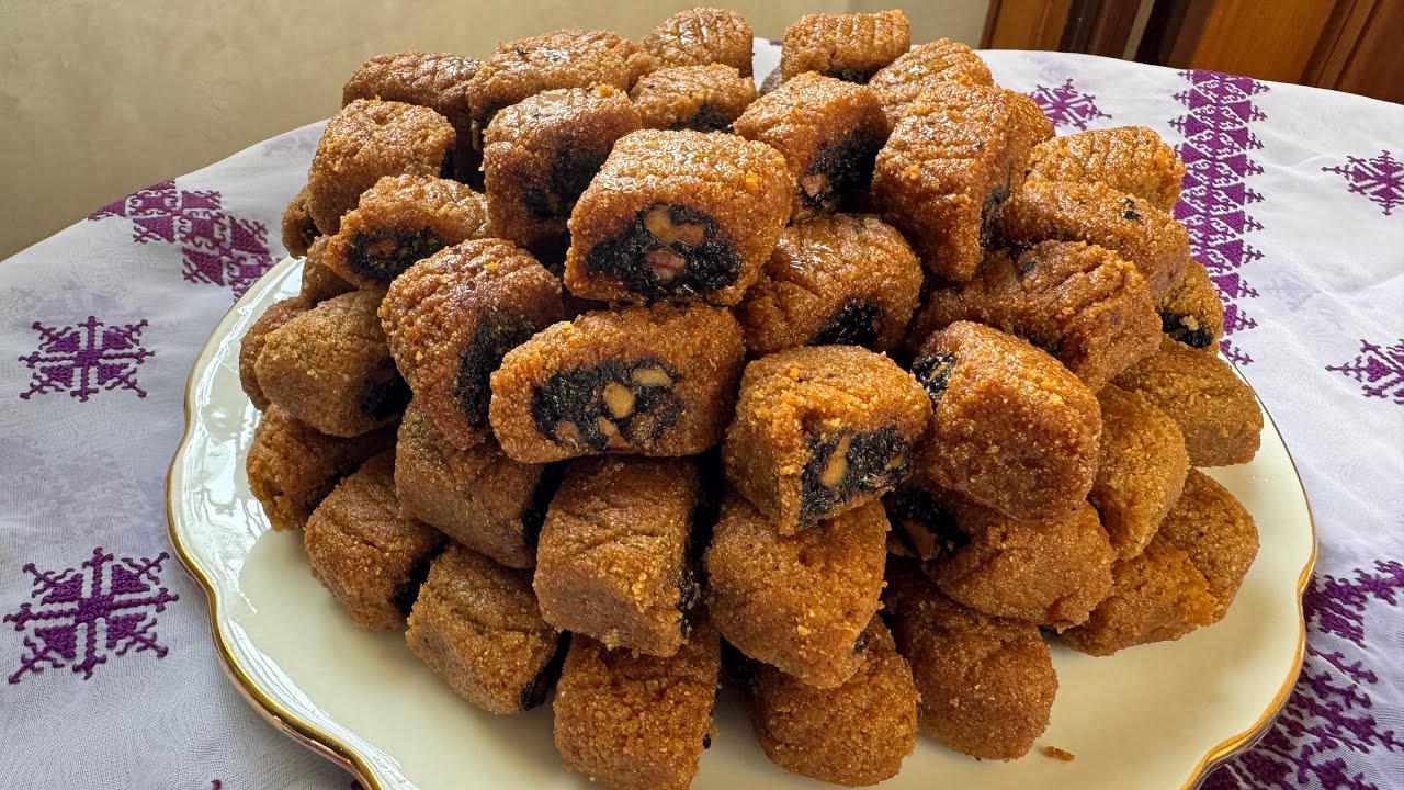 مقروط التمر المقوم هدا غيسالي معاك 🙈