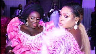 Adediwura Gold Removed Her Scarf As She Scatters The Dance Floor With Her Dance Moves