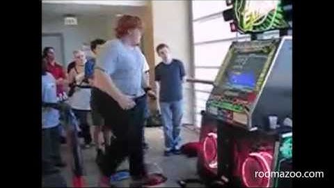 Fat guy falling off dance machine - fail! (Parody)