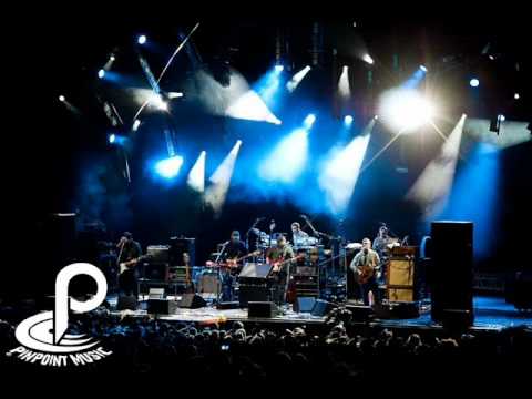 Modest Mouse - Gravity Rides Everything (Live)