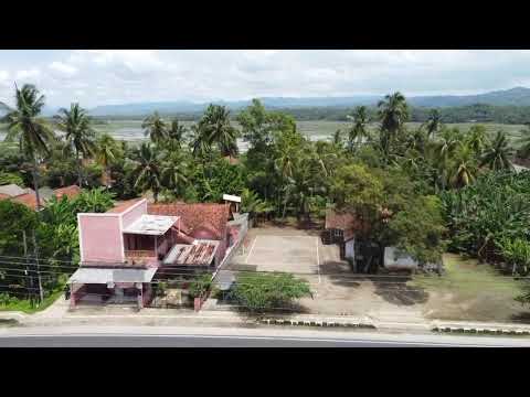 Bebersih di Jalan Pelabuhan Pangandaran