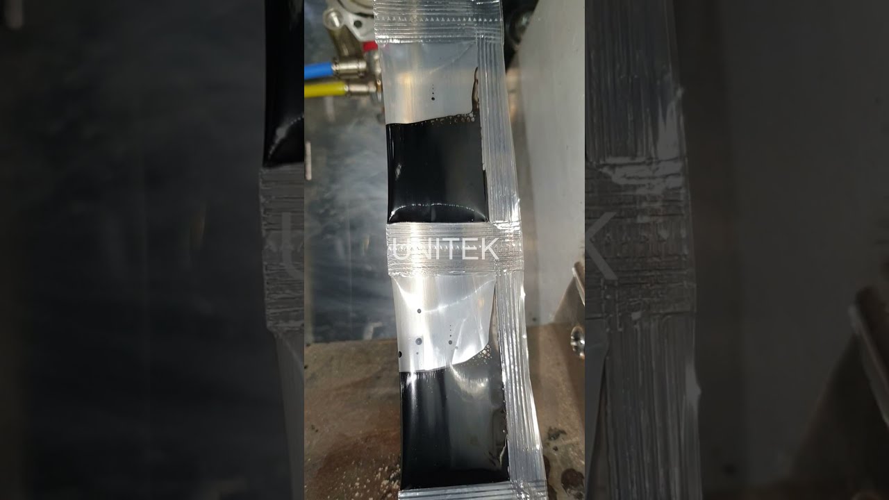 PESTICIDE LIQUID POUCH PACKING MACHINE  3 SIDE SEAL MACHINE