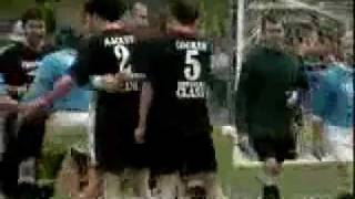 ROCK BANDS OASIS, BLUR AND PULP RAISE MONEY AT CHARITY FOOTBAL (Clip 8 of 8).mov screenshot 1