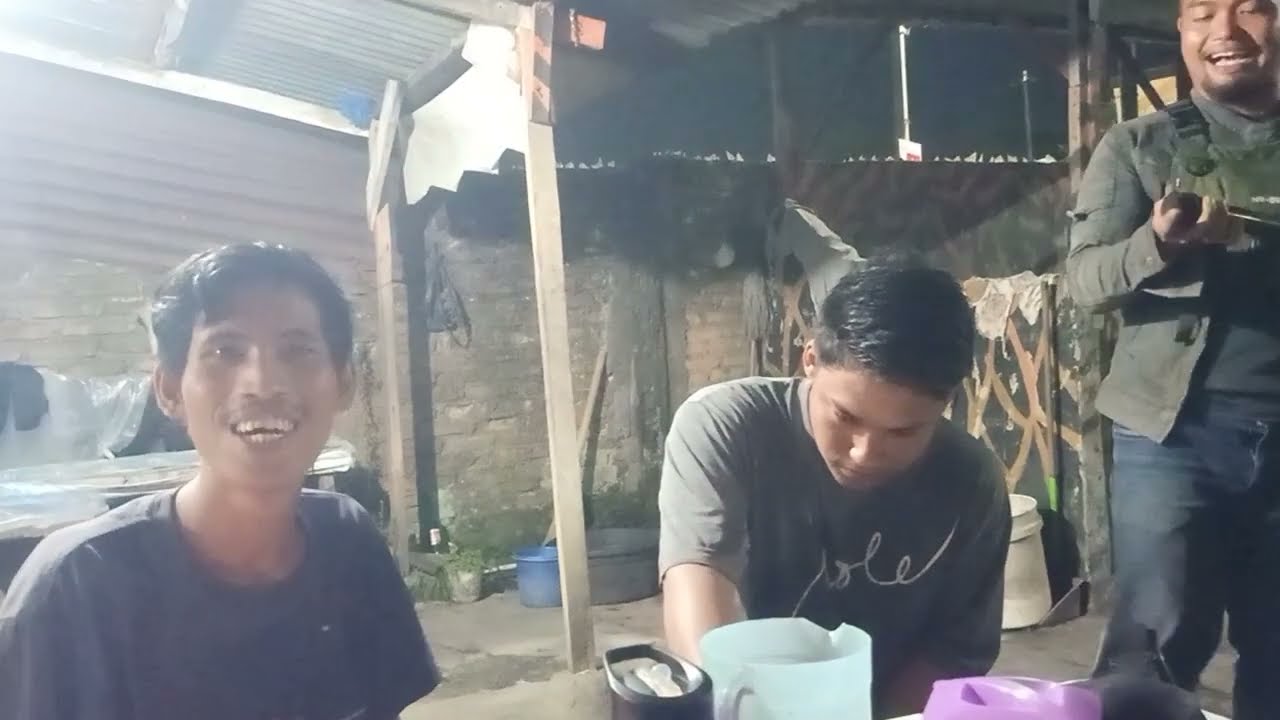 Lagu yang berjudul \