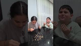 Taş Yi̇yor Sandik Gerçek Bambaşka Çikti Şfet