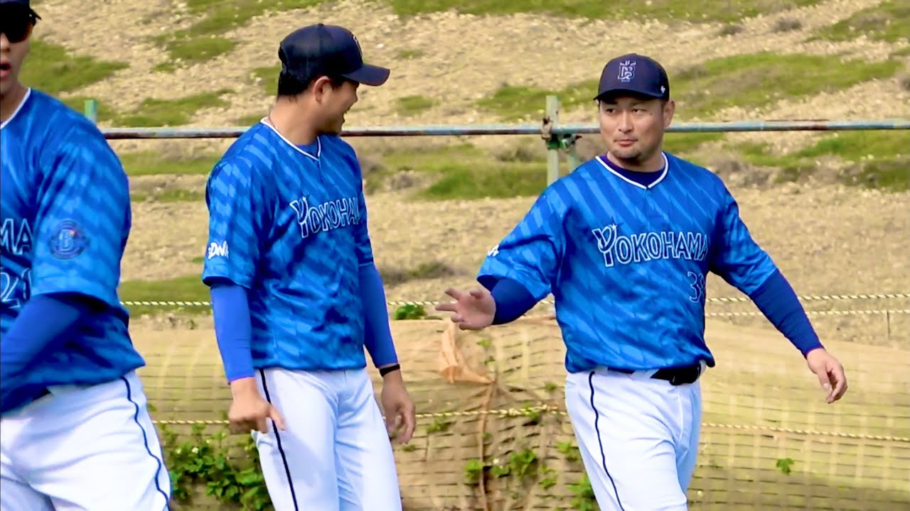 いつも一緒にいる2人w 新ユニフォームでの森唯斗と上茶谷大河 横浜DeNA