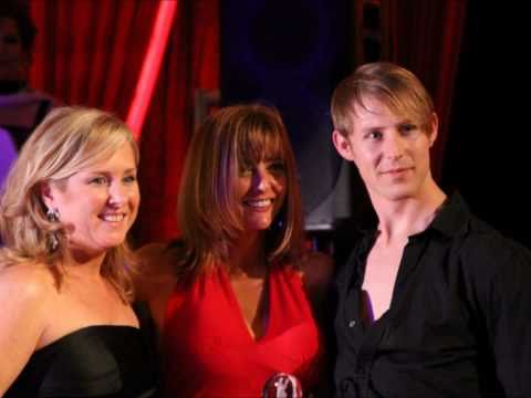 VIDEO: Judged, photographed, and enjoyed "Dancing ...