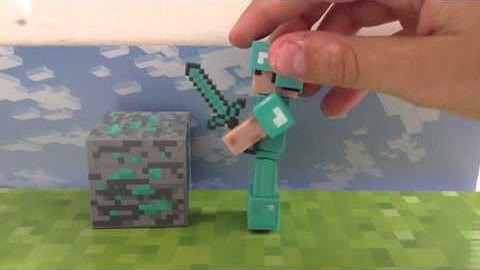 Minecraft Series 2 Diamond Armor Steve Action Figure