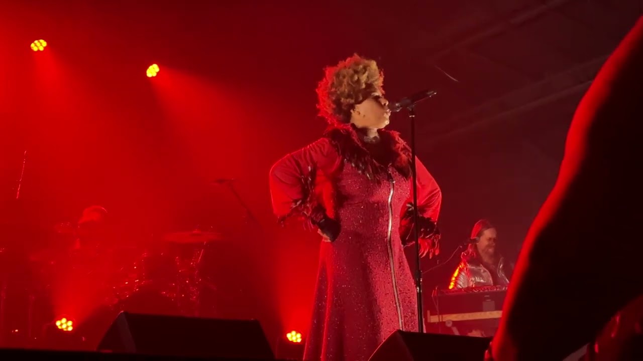 Macy Gray