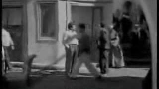 مشهد كوميدى جدا من فيلم سر طاقية الاخفاء سمعها