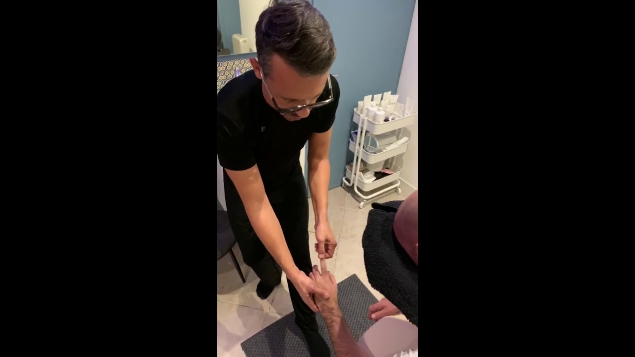 Amma assis vidéo kata