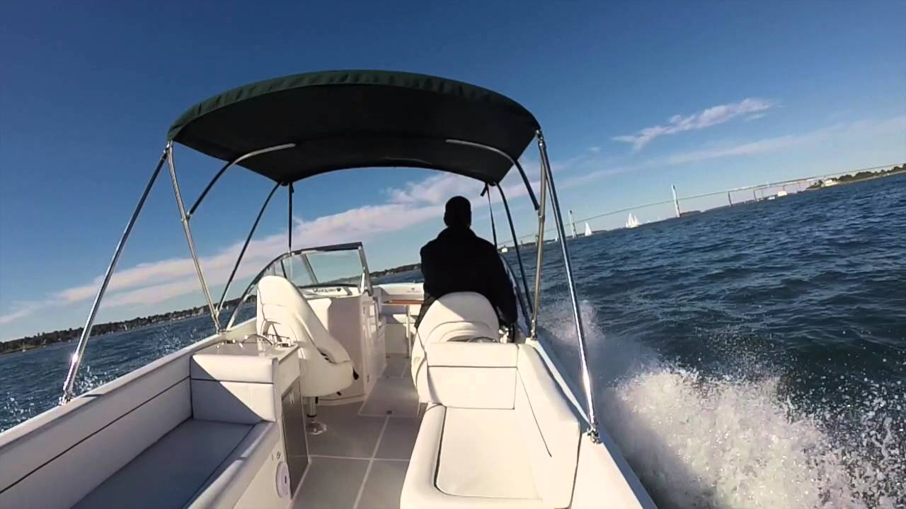 ⁣Vanquish 26 Dual Console