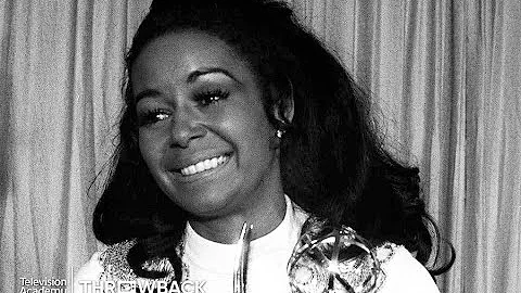 Gail Fisher wins the Emmy for Supporting Actress i...