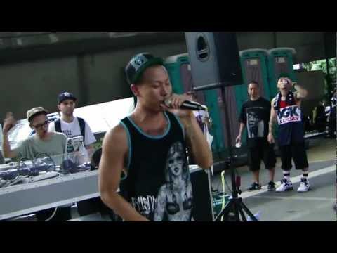 2012-08-12 E So - 懂我意思嗎 @ How We Roll 新生橋下派對