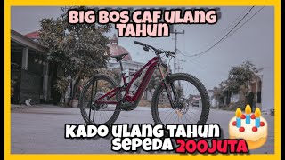 Kado ulang tahun sepeda sultan 200juta