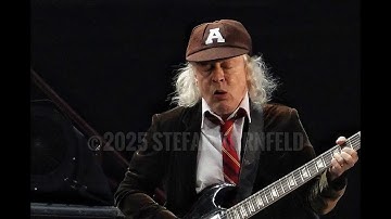 AC/DC - Givin