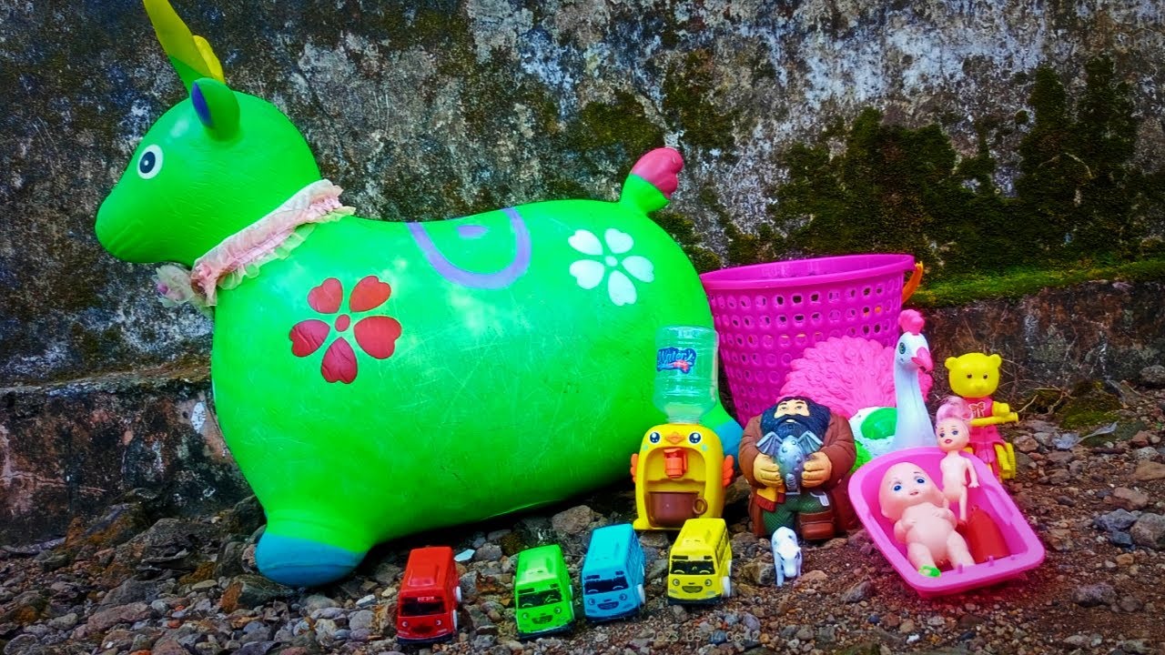 Cute baby doll toy's, Bus Tayo, doctor baby doll toy's, keranjang pink