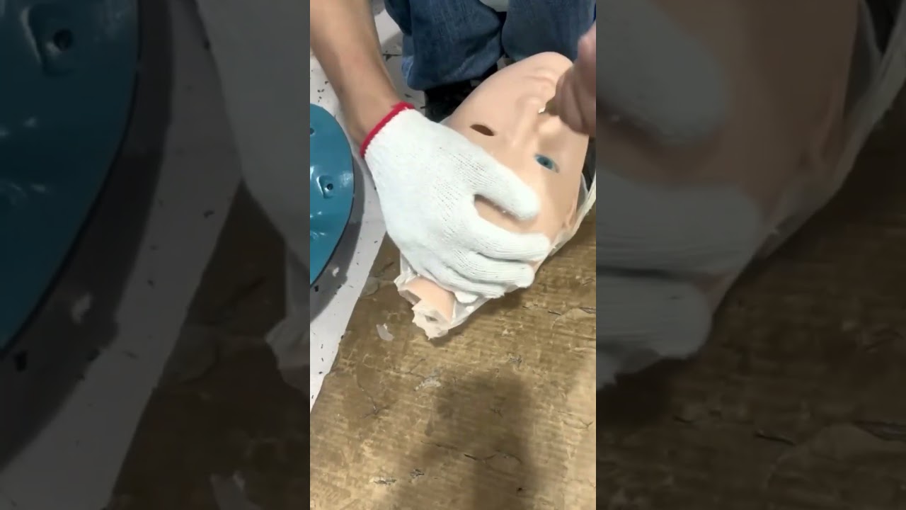 Fashion meets technology, top-quality doll products 