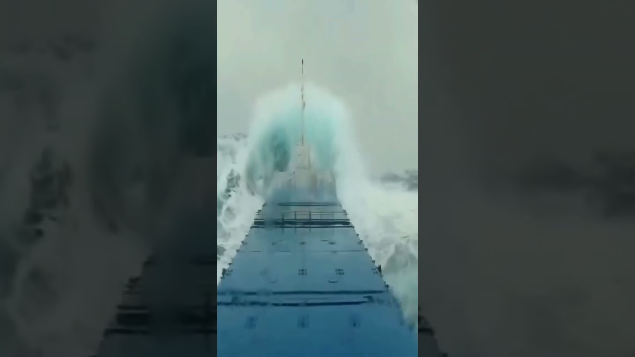 Terrifying Giant Waves in the North Sea 🌊 | Ship vs Nature