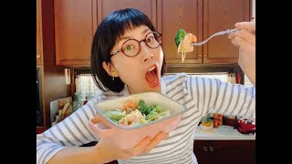 Making delicious salad on livestream