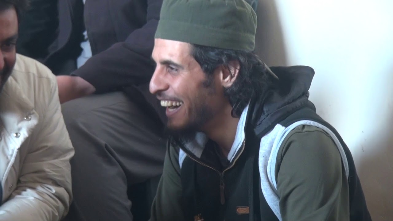 كلام رائع للشهيد عبد الباسط الساروت خلال تشكيل قبيلة الفواعرة مجلس شورى لها في الداخل السوري