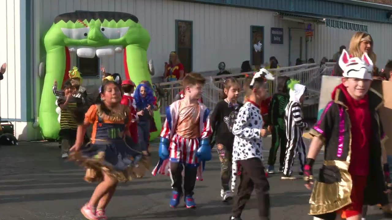 Putnam Valley Elementary School Halloween Parade 2024