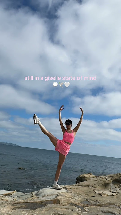 GISELLE STATE OF MIND #giselle#balerina#balet#pertunjukan#sandiego#pantai#gairah#musim panas#santai
