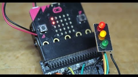 Traffic Light Simulation on the micro:bit (#66)