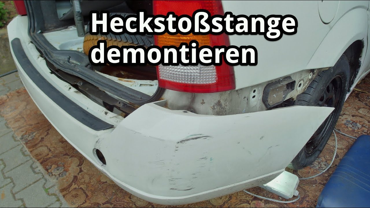 Heckstoßstange demontieren Ford Focus - YouTube