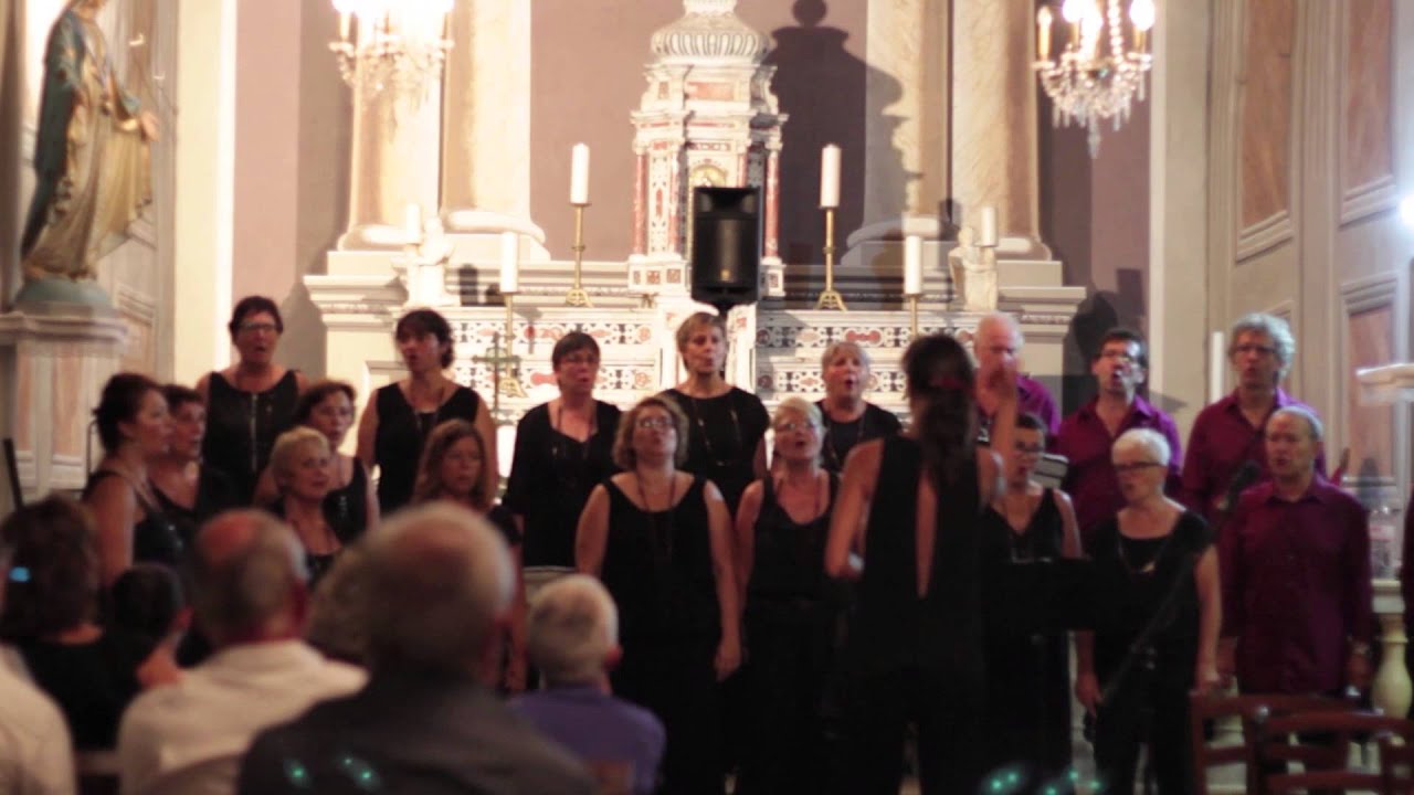 Ensemble vocal "Coups de Choeur" A la Claire Fontaine" 24/07/2015 - YouTube